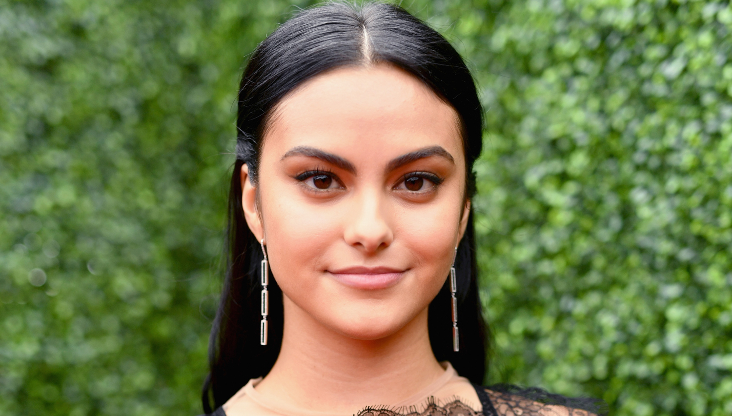 Camila Mendes …