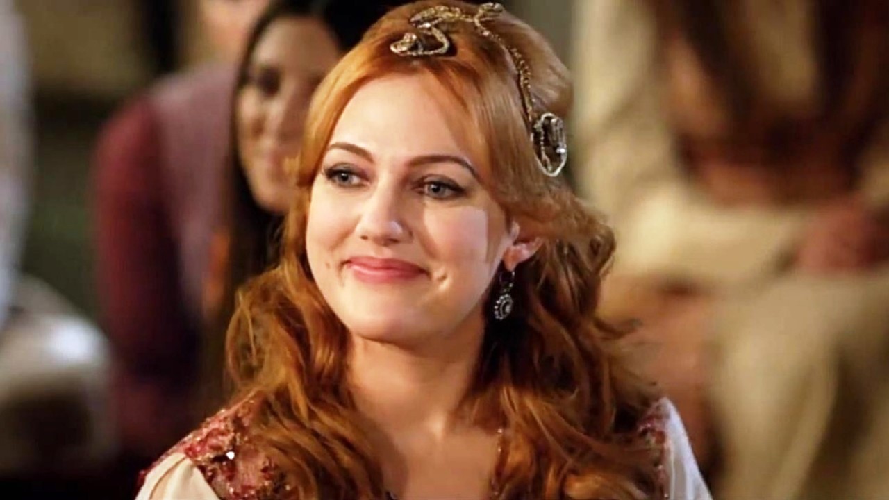 Meryem Uzerli…